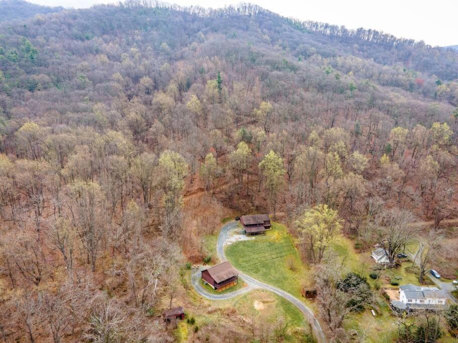 Mountain Views, Hot Tub, Firepit, Dog Friendly, Ev Connector Villa Stanley Exterior photo